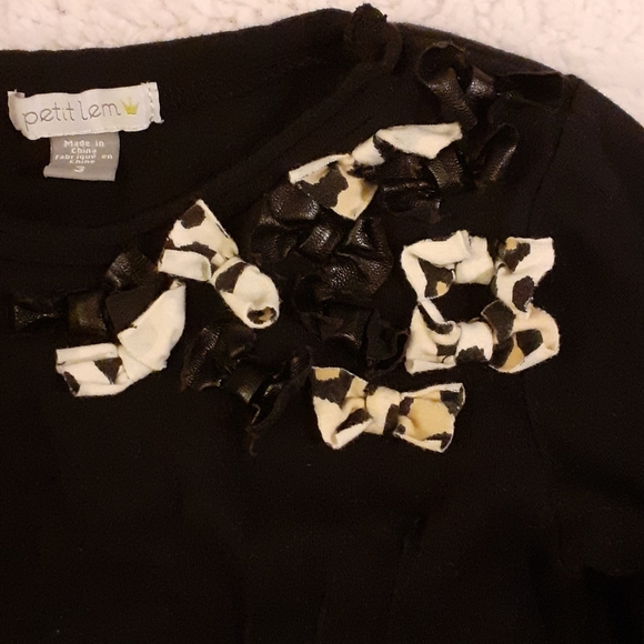 Cute Black Dress with Bow Details - Picture 5 of 6